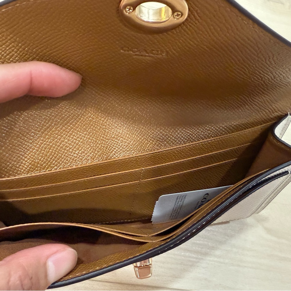 (NWT) Coach Envelope Wallet C3314 - Picture 4 of 9